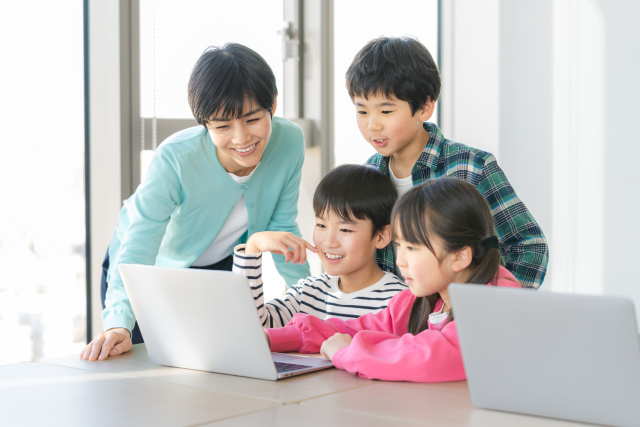 https://programming.orangesoftware.co.jp/wp-content/uploads/2025/02/謾ｹ菫ｮ逕ｨ邏譚・蟾ｮ縺玲崛縺遺蔵.jpg